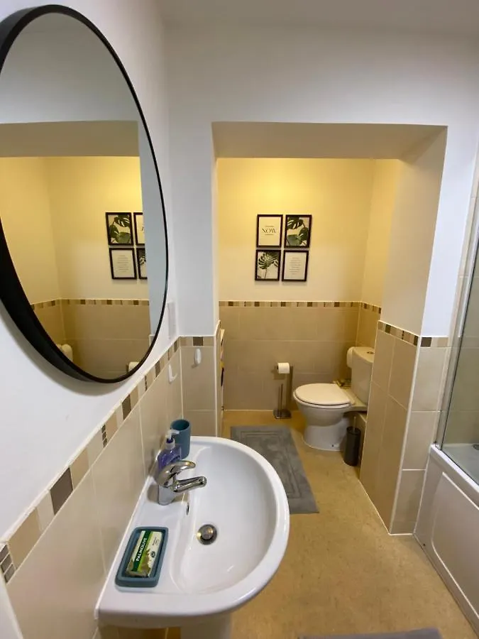 1 Bedroom Apartment In The Heart Of Bournemouth